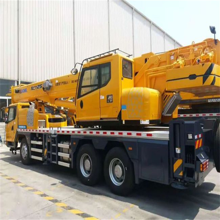 南溪离这最近出租吊车电话